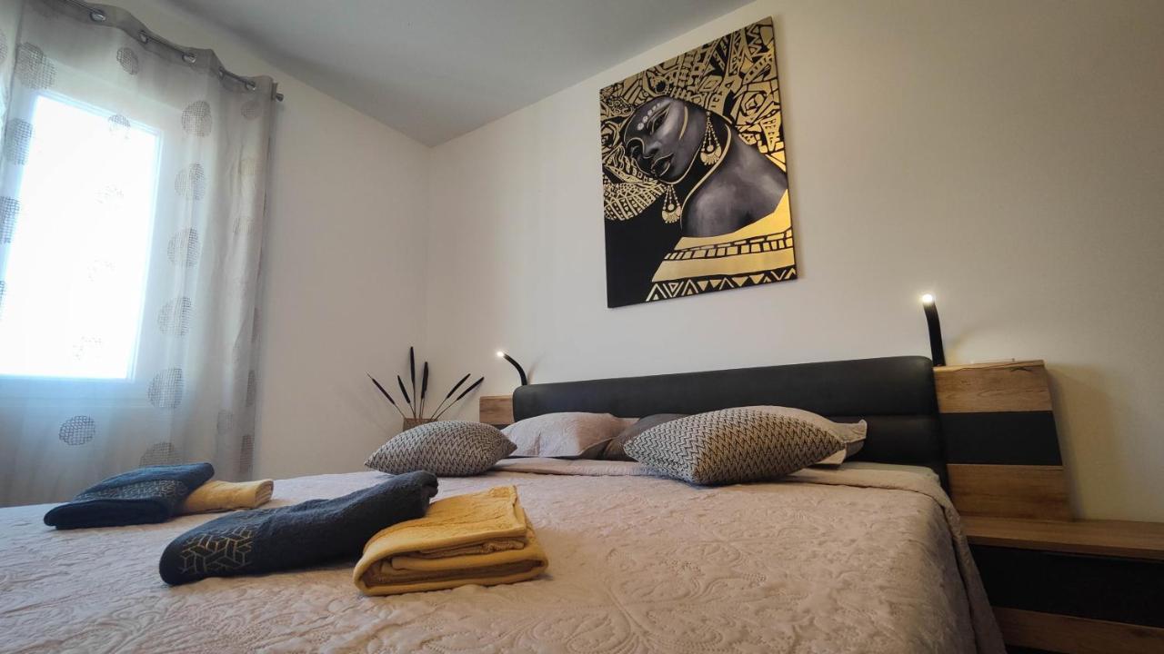 Gold And Silver Apartment Zadar Exterior photo